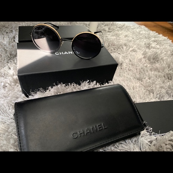 SOLD Off Posh Mark‼️Authentic Chanel Sunglasses - Picture 9 of 13
